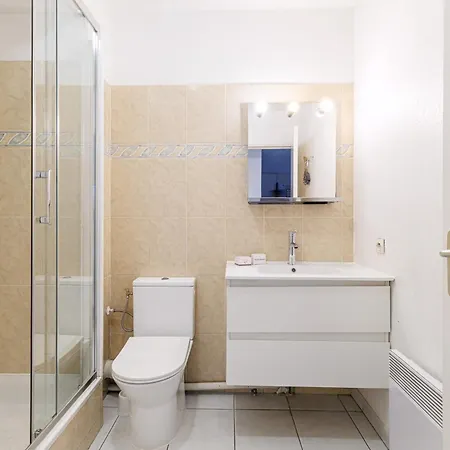 Royal Park - Happy Apartment