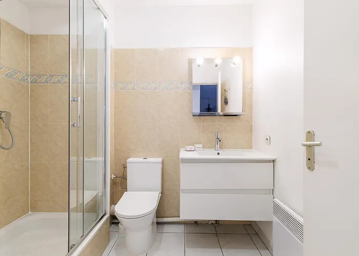 Royal Park - Happy Lägenhet