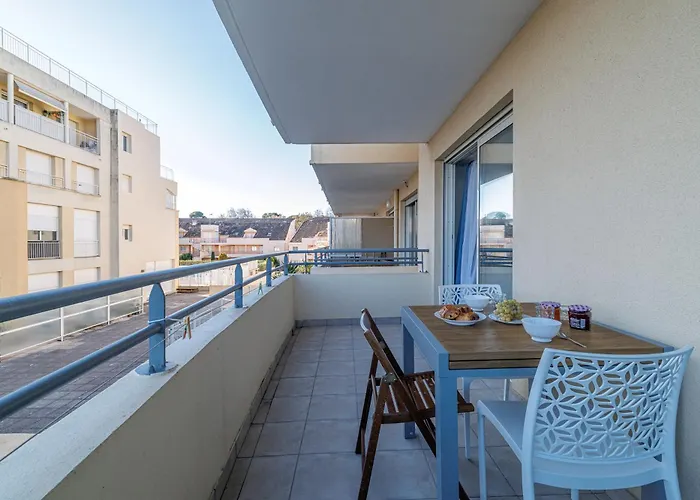 Royal Park - Happy Lägenhet