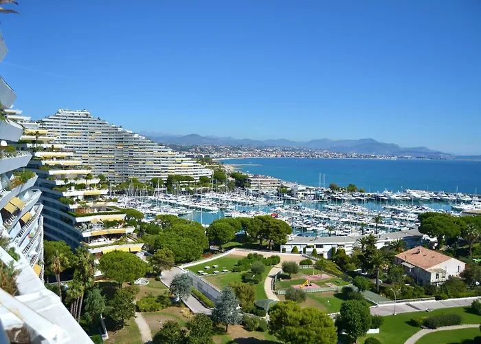 Royal Park - Happy * Villeneuve-Loubet